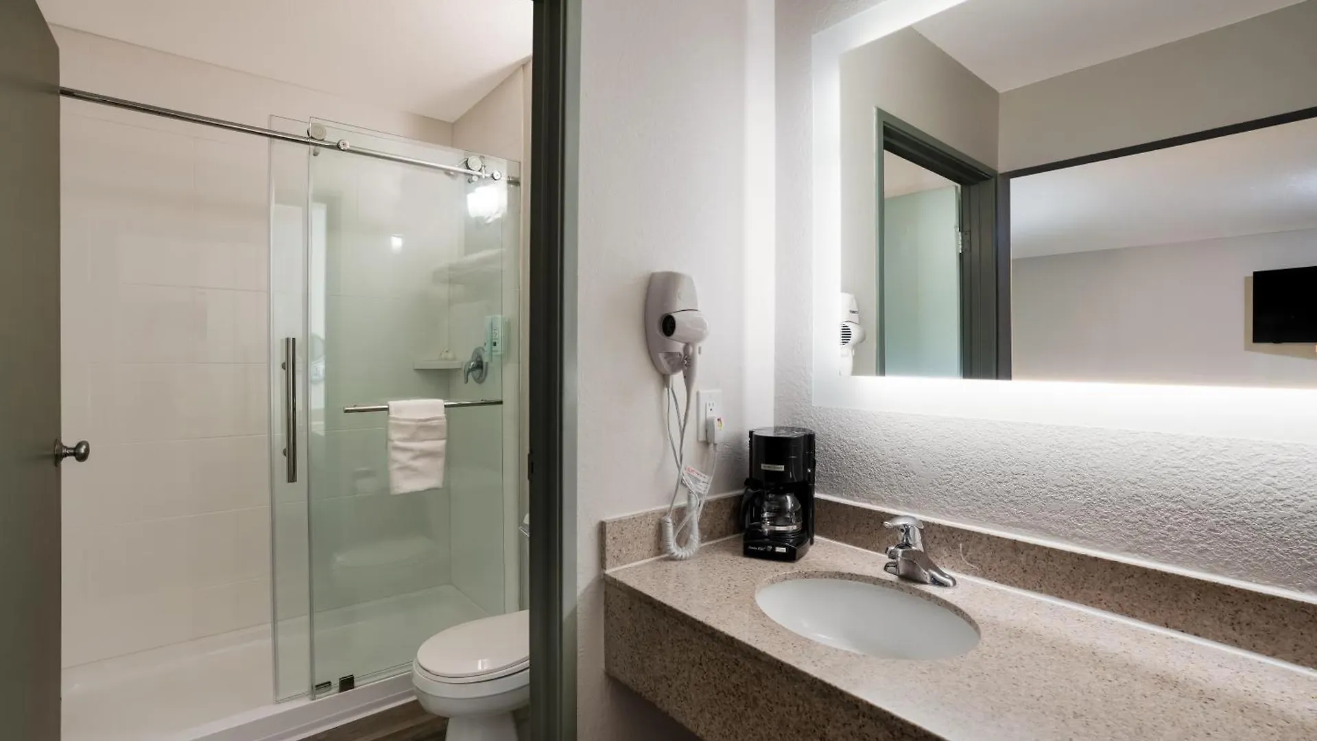 Quality Inn Elk Grove-Sacramento  Sacramento